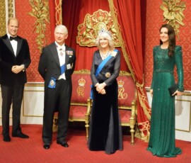 Woskowe figury królewskiej rodziny – Madame Tussauds Woskowe figury księcia Williama, króla Karola, Camilli i Kate w Madame Tussauds