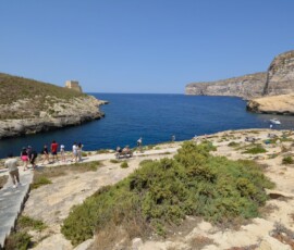 Gozo – Dwejra Bay Skalna zatoka Dwejra Bay na wyspie Gozo