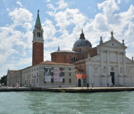 San Giorgio Maggiore – ujęcie z wody Bazylika San Giorgio Maggiore widziana z wody podczas rejsu po lagunie