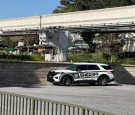 Orlando – radiowóz Orange County Sheriff przy Walt Disney World Radiowóz Orange County Sheriff przy Walt Disney World w Orlando