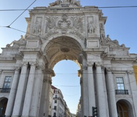 Łuk Triumfalny w Lizbonie – Rua Augusta Monumentalny Łuk Triumfalny przy Rua Augusta w Lizbonie