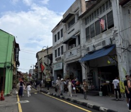 Uliczka w George Town Zabytkowa uliczka z kamienicami w George Town w Penang